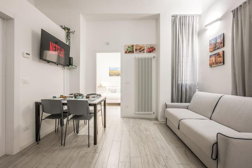 Old Town Via Marsala Apartment Bologna Ngoại thất bức ảnh